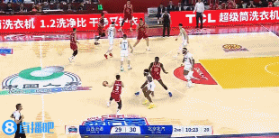 电子png游戏NBA级别的隔扣💥💥曾凡博快攻霸王踏步 弹射起飞滑翔暴力劈扣